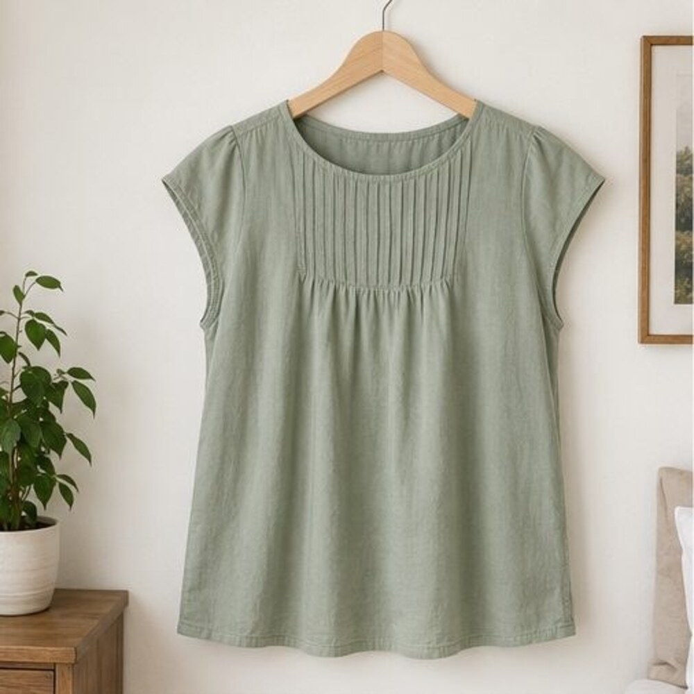 Sage Pintuck Yoke Blouse